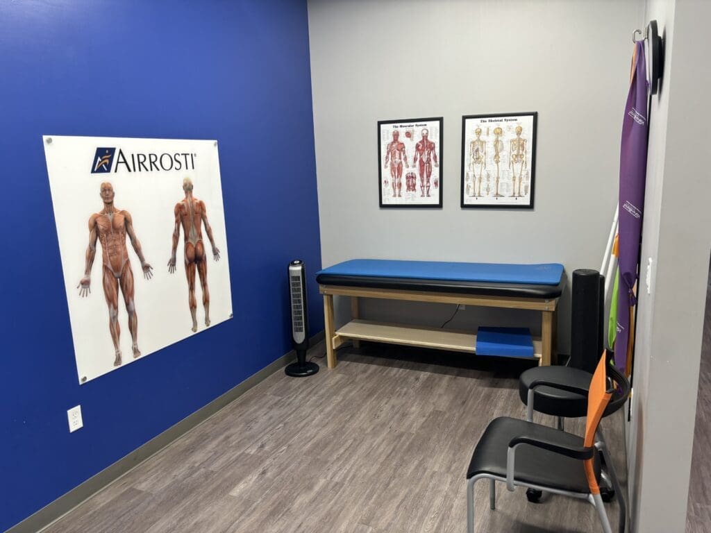 A view of the recovery room at Airrosti Burleson.